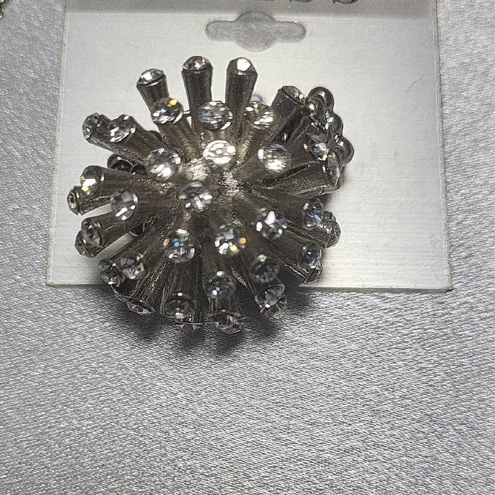 Guess Silver Tone Stretch Ring